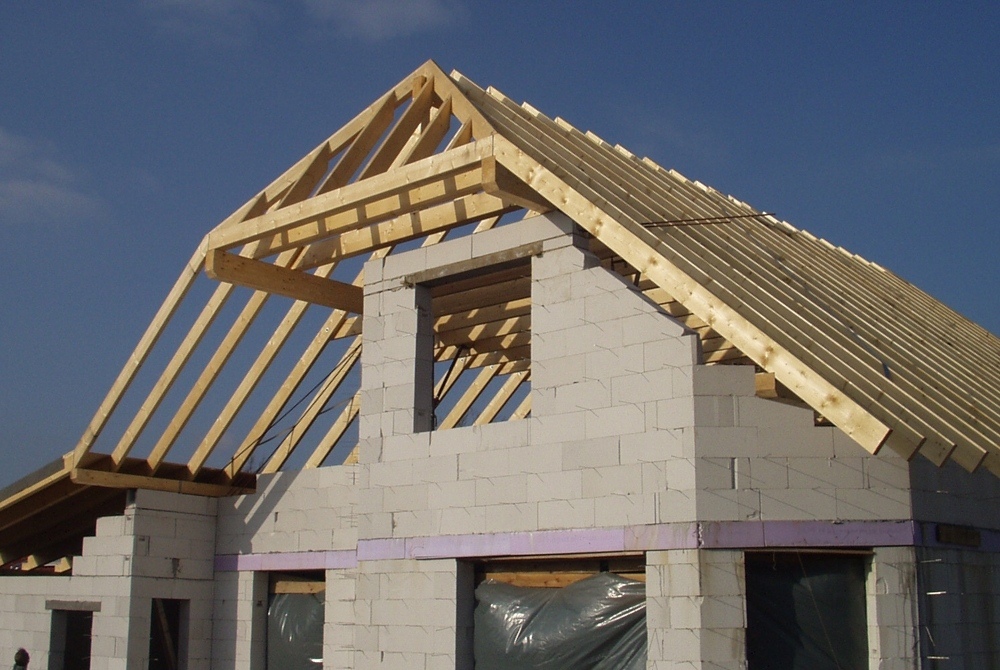Bau Dachstuhl aus Holz